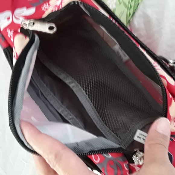 COPY - Hawaii Spirit large fanny pack NWT - Picture 3 of 3